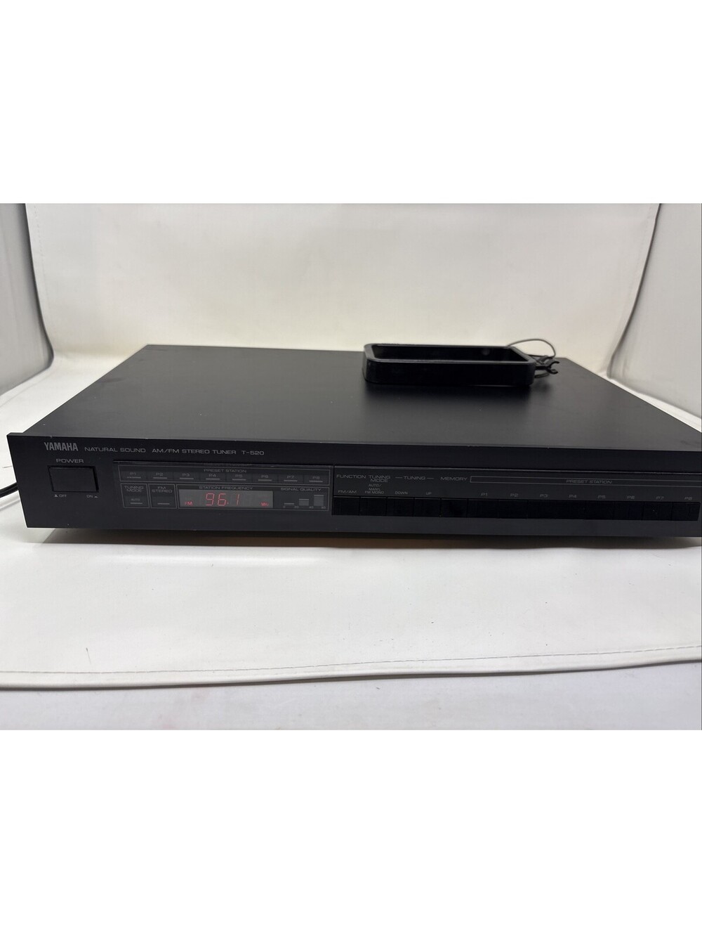 Yamaha Natural Sound AM/FM Tuner T-520 TESTED